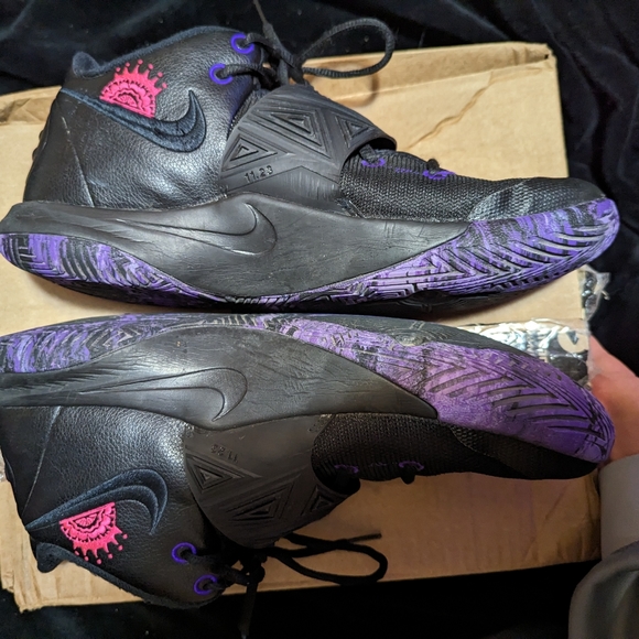 Nike Kyrie Irving fly trap Fierce Purple basketball size 11.5 black purple - Picture 6 of 15